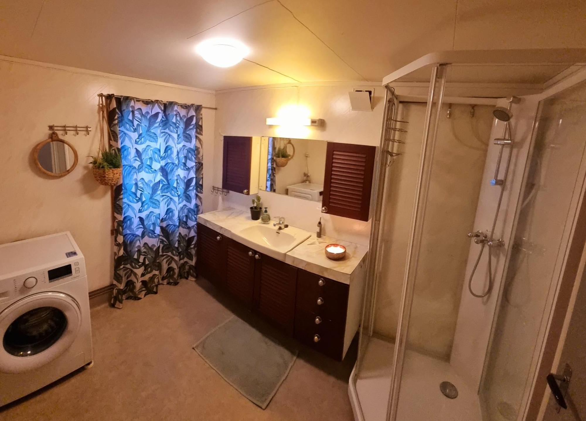 Laukvik Senja Hotel Botnhamn Екстериор снимка